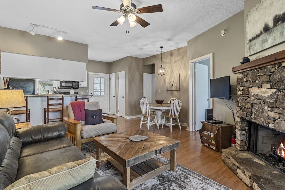 Photo of Livingroom in Wolf Laurel