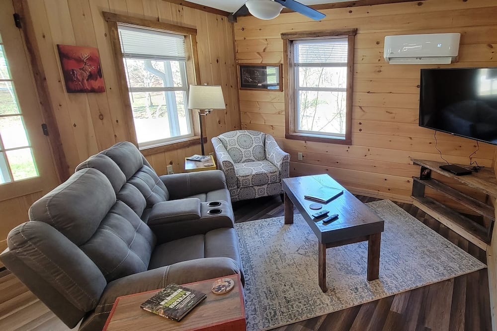 Photo of Livingroom in Hayesville