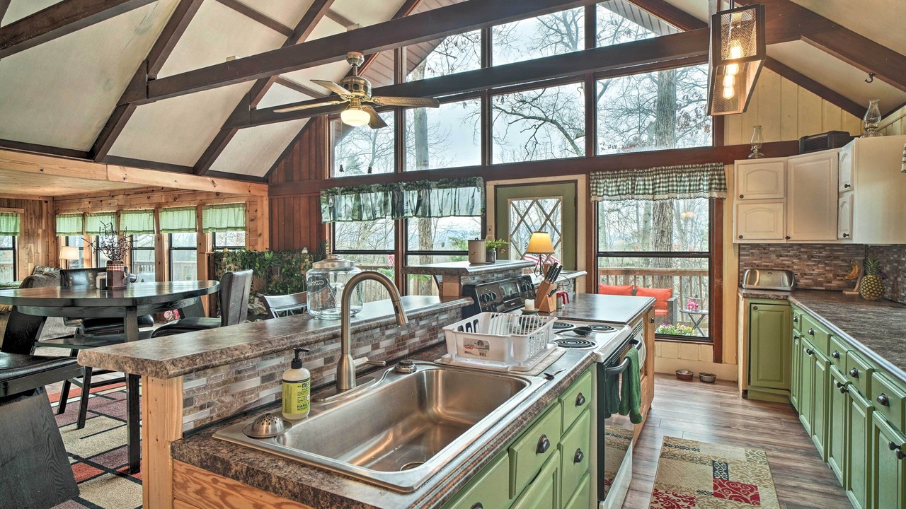 Photo of Kitchen in Baneberry