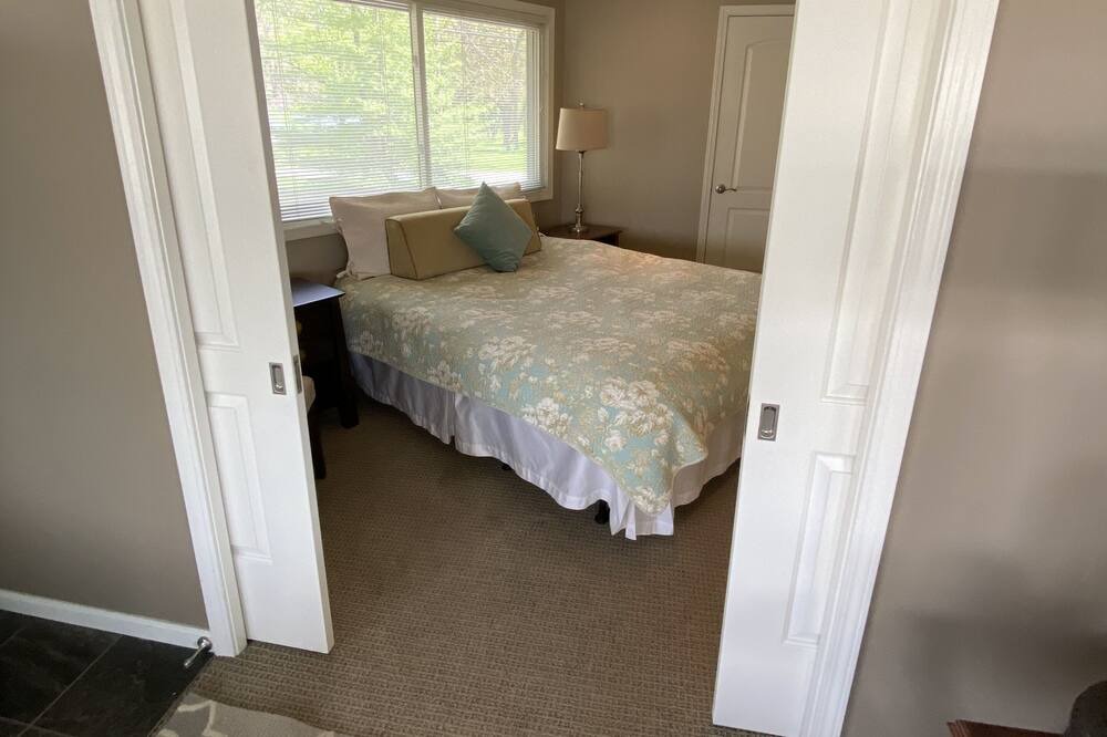Photo of Bedroom in Prospect