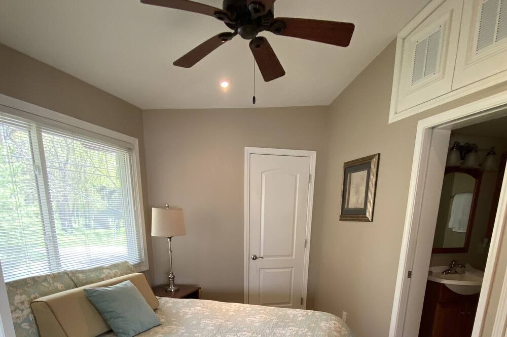 Photo of Bedroom in Prospect
