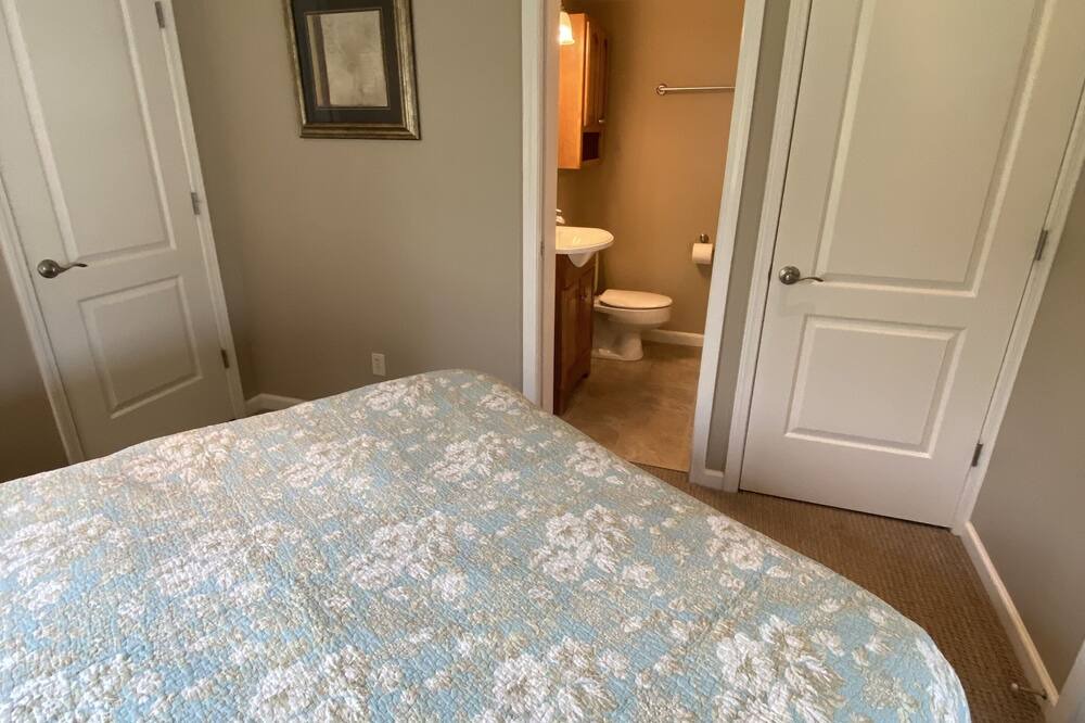 Photo of Bedroom in Prospect