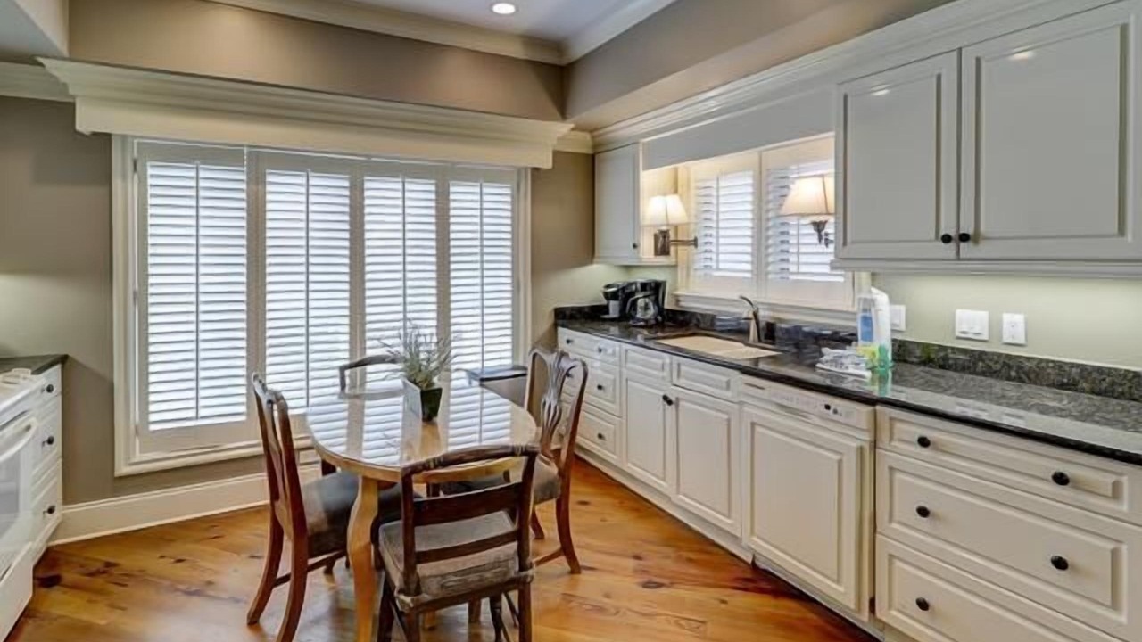 Photo of Kitchen in Beach Lagoon