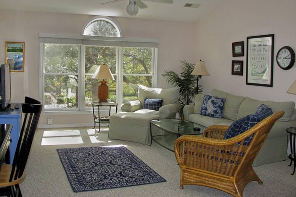 Photo of Livingroom in Sea Trail