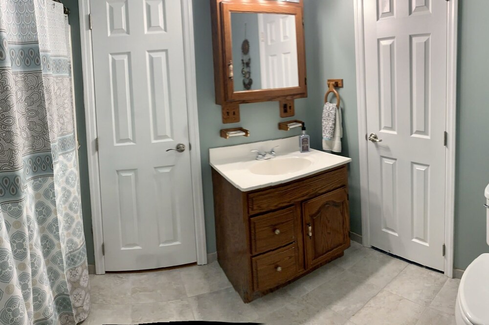 Photo of Bathroom in Summersville