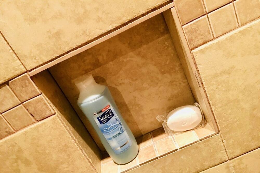 Photo of Bathroom in Bean Station