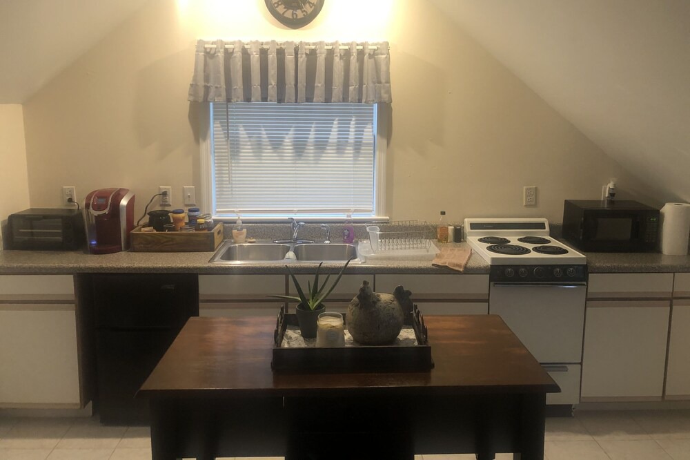 Photo of Kitchen in Summerville Historic District