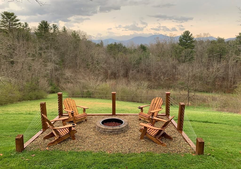 Photo of Patio Balcony in Weaverville