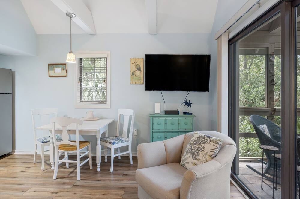 Photo of Livingroom in West Beach Village