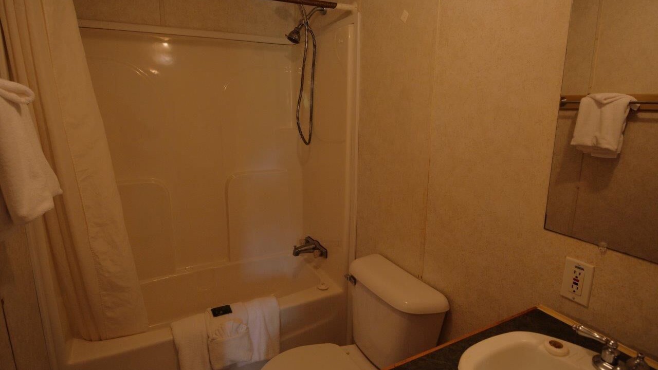 Photo of Bathroom in Fontana Village