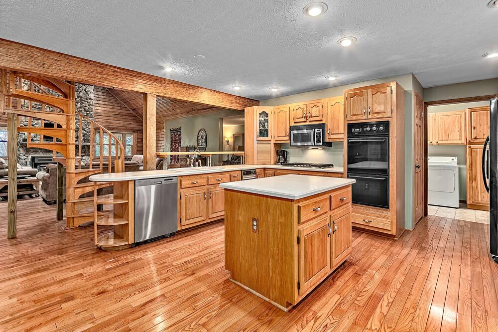Photo of Kitchen in Candler