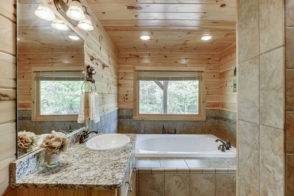 Photo of Bathroom in Cleveland