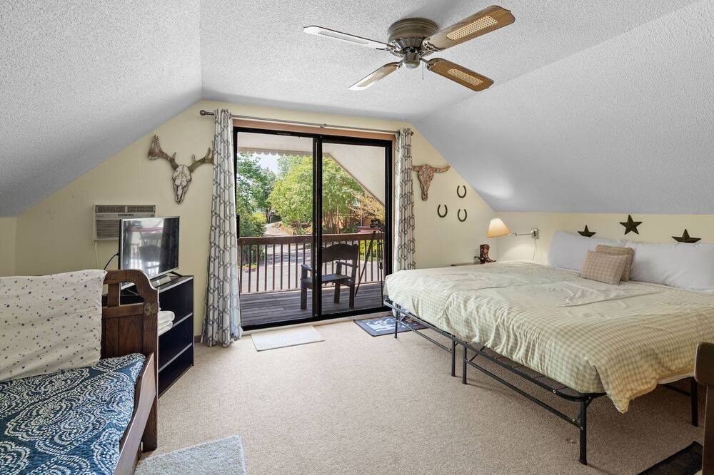 Photo of Patio Balcony in Sunset Cove