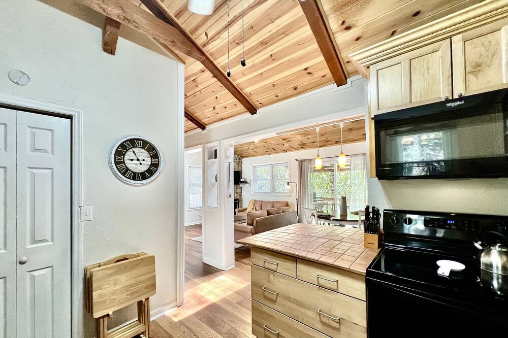Photo of Kitchen in Newland