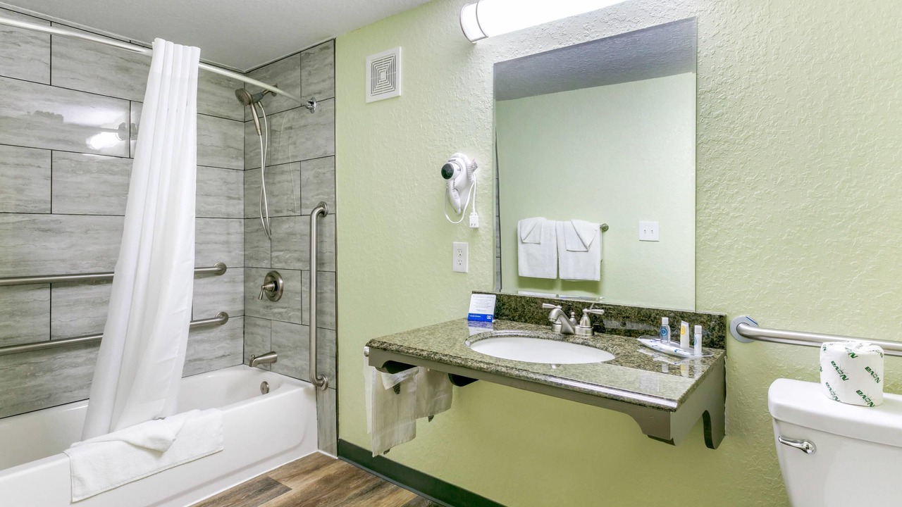 Photo of Bedroom in Kingston Springs