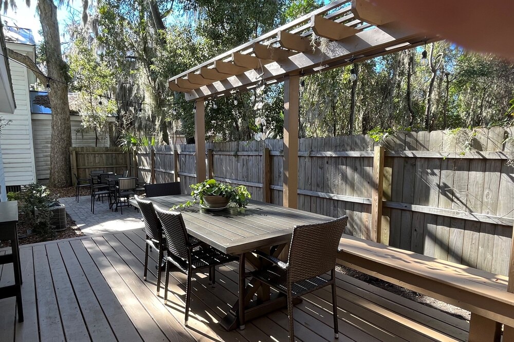 Photo of Patio Balcony in Historic District