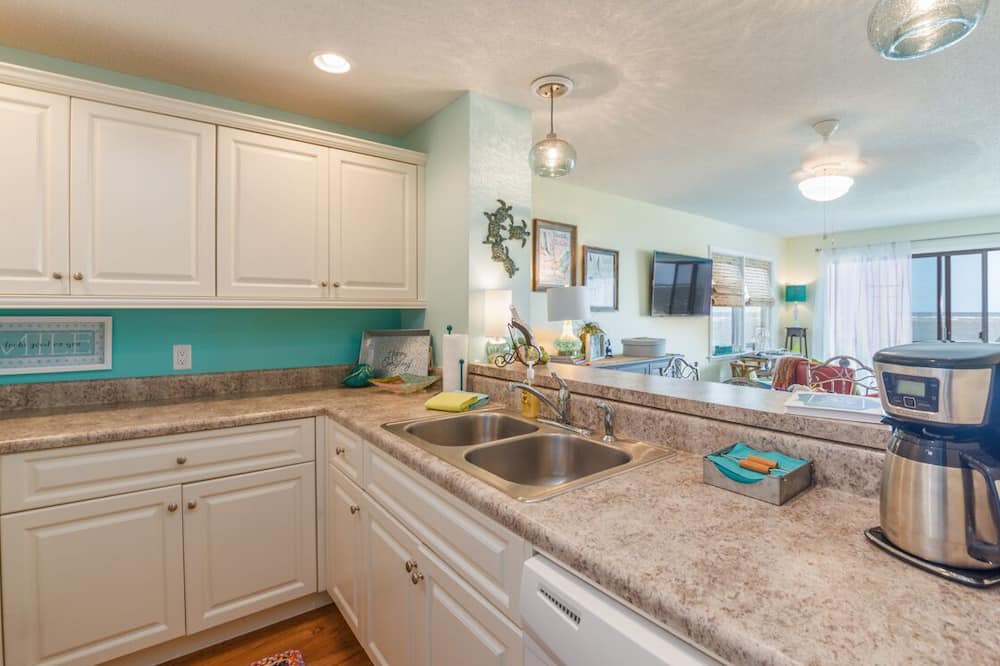 Photo of Kitchen in Saint Helena Island