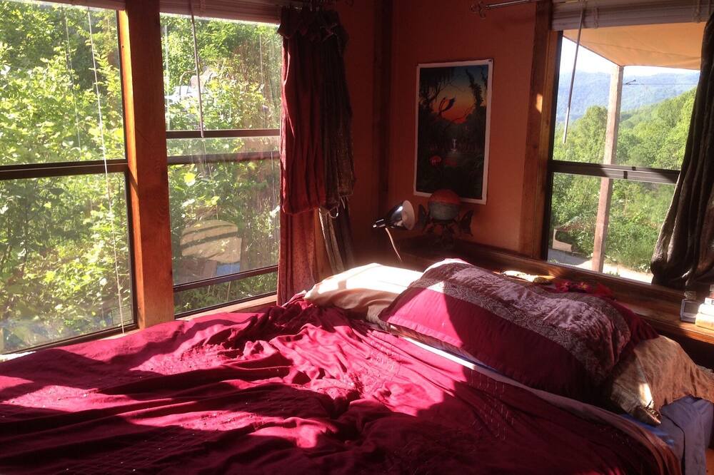 Photo of Others in Weaverville