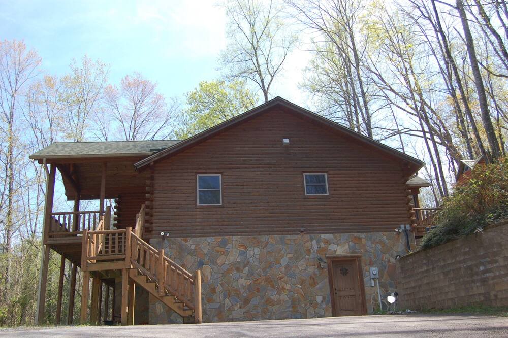 Photo of Outdoor in Lake Lure