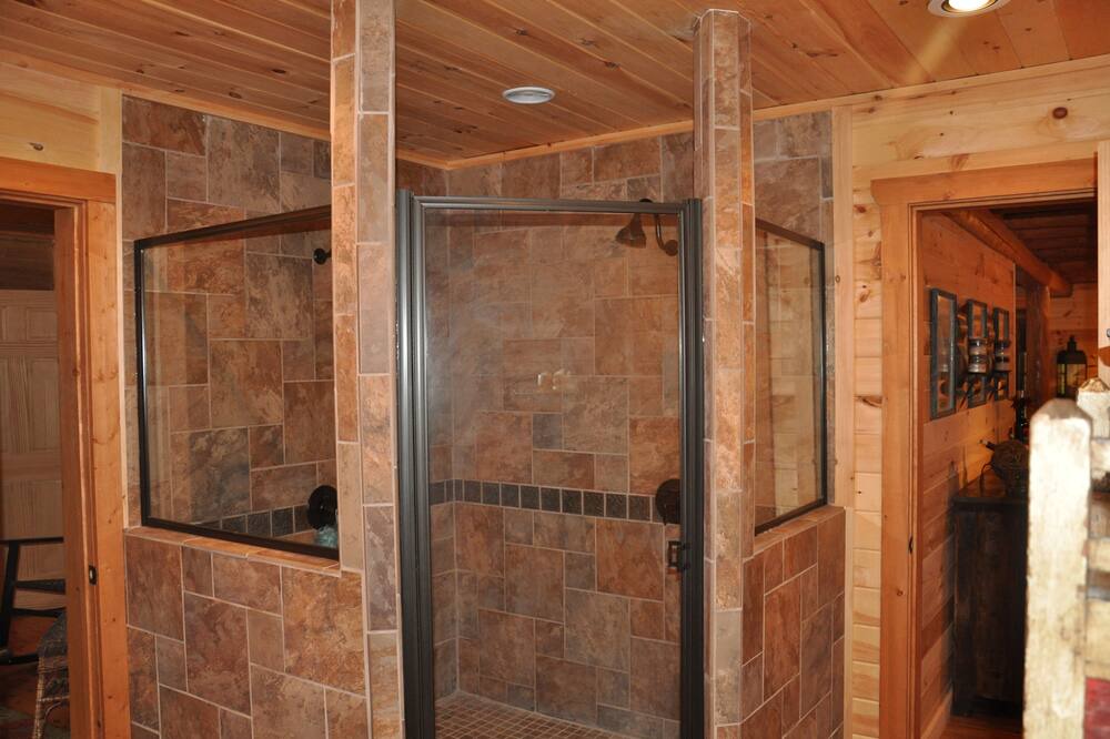 Photo of Bathroom in Lake Lure