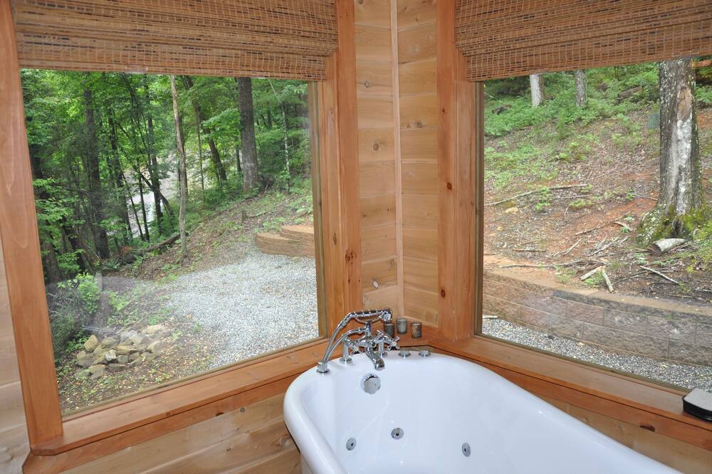 Photo of Bathroom in Lake Lure