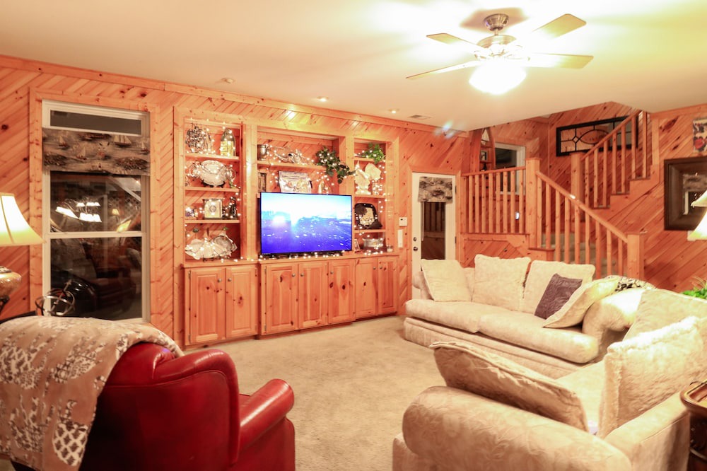 Photo of Livingroom in Russellville