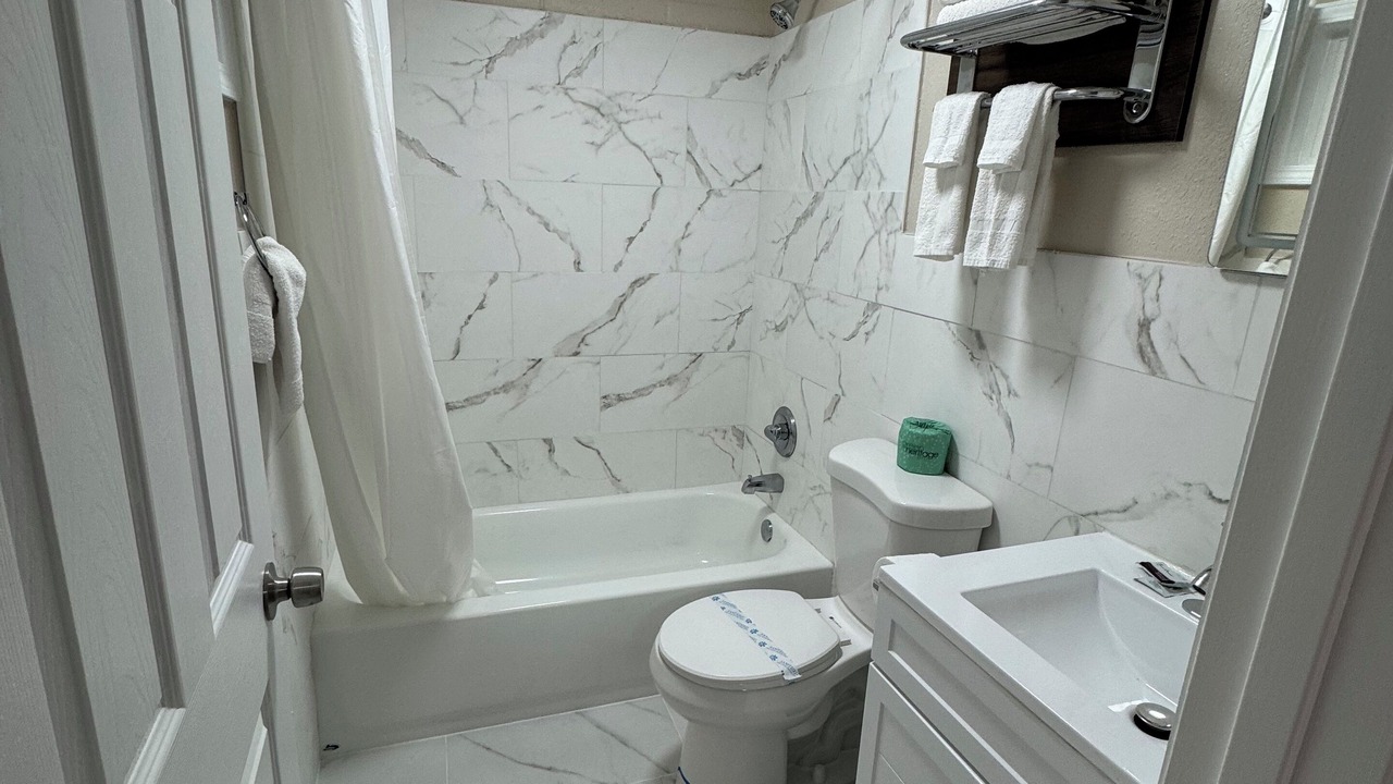 Photo of Bathroom in Middlesboro