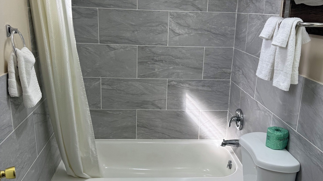 Photo of Bathroom in Middlesboro