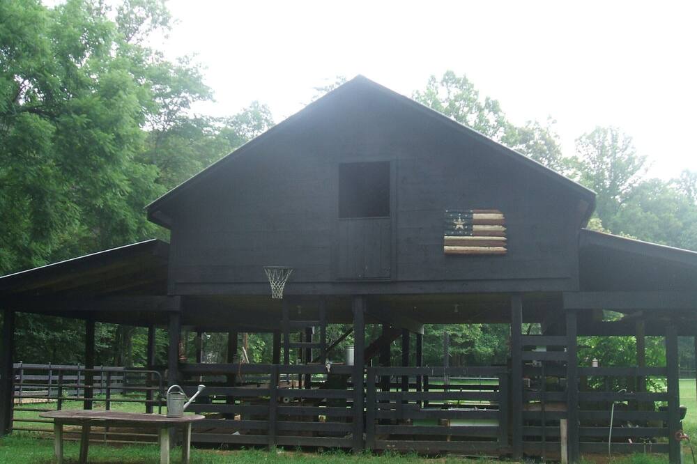 Photo of Others in Dahlonega