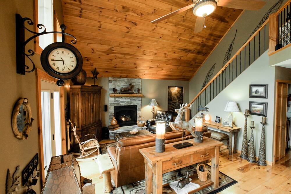 Photo of Livingroom in Banner Elk