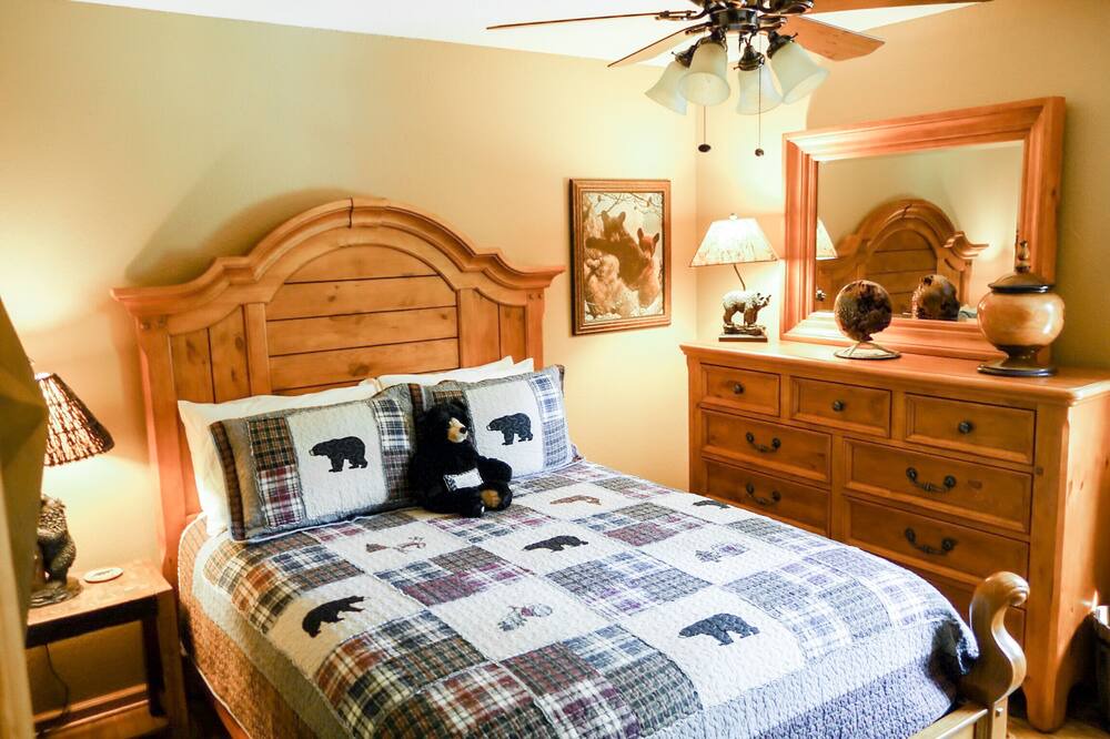 Photo of Bedroom in Banner Elk