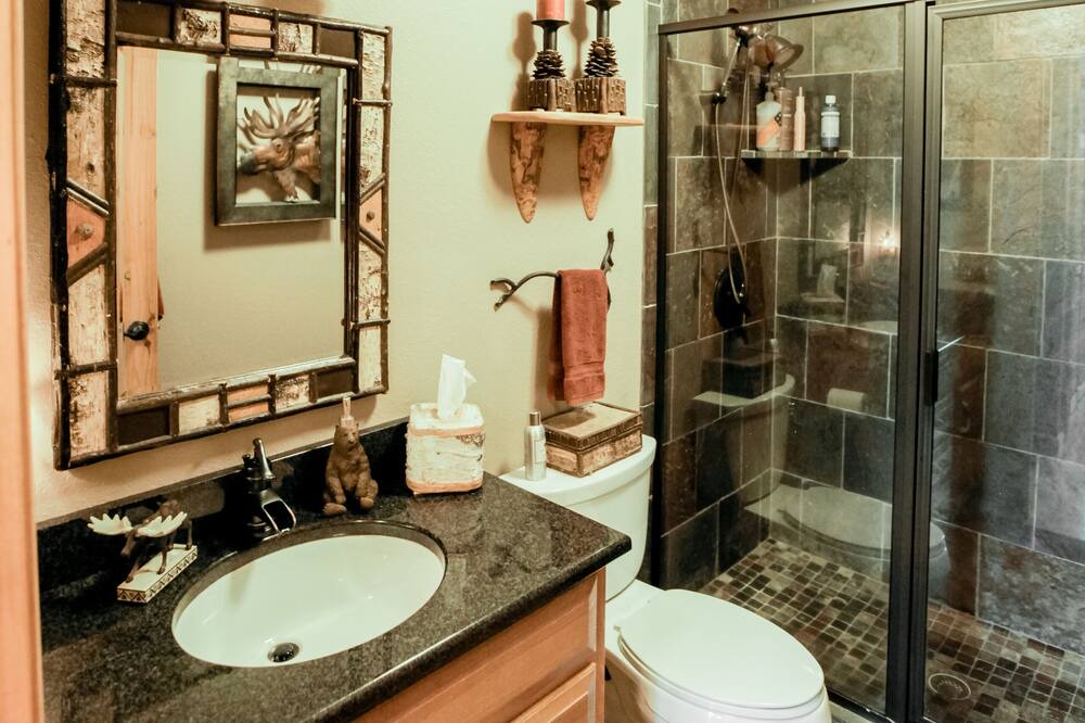 Photo of Bathroom in Banner Elk