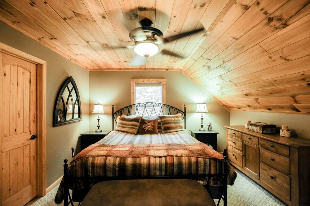 Photo of Bedroom in Banner Elk