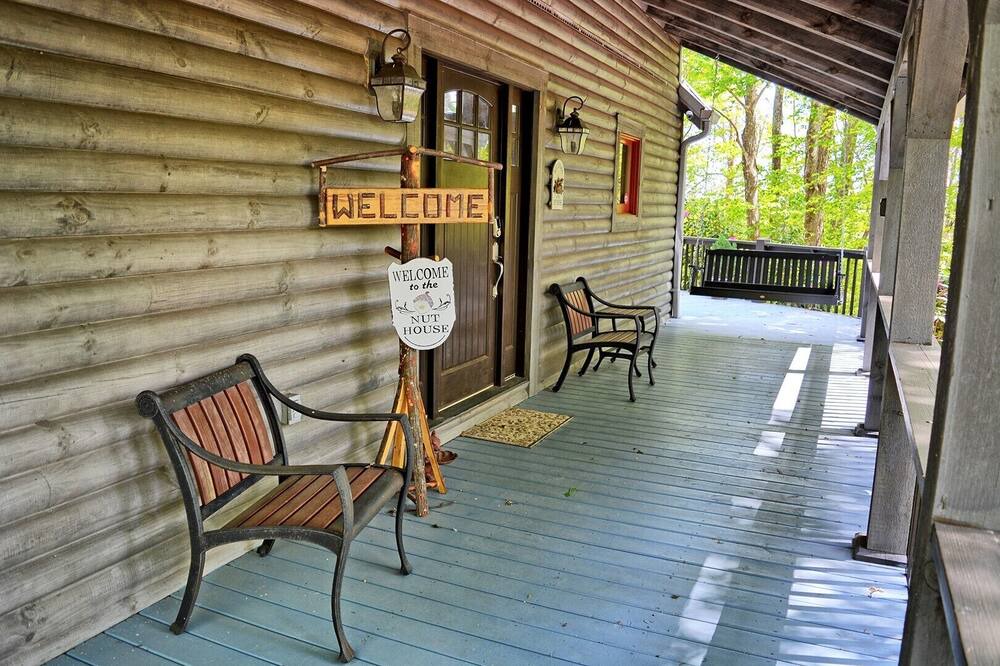Photo of Outdoor in West Jefferson