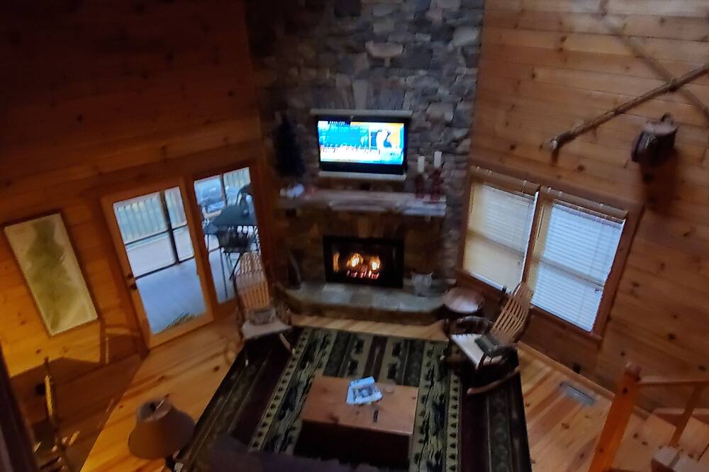 Photo of Livingroom in Ellijay