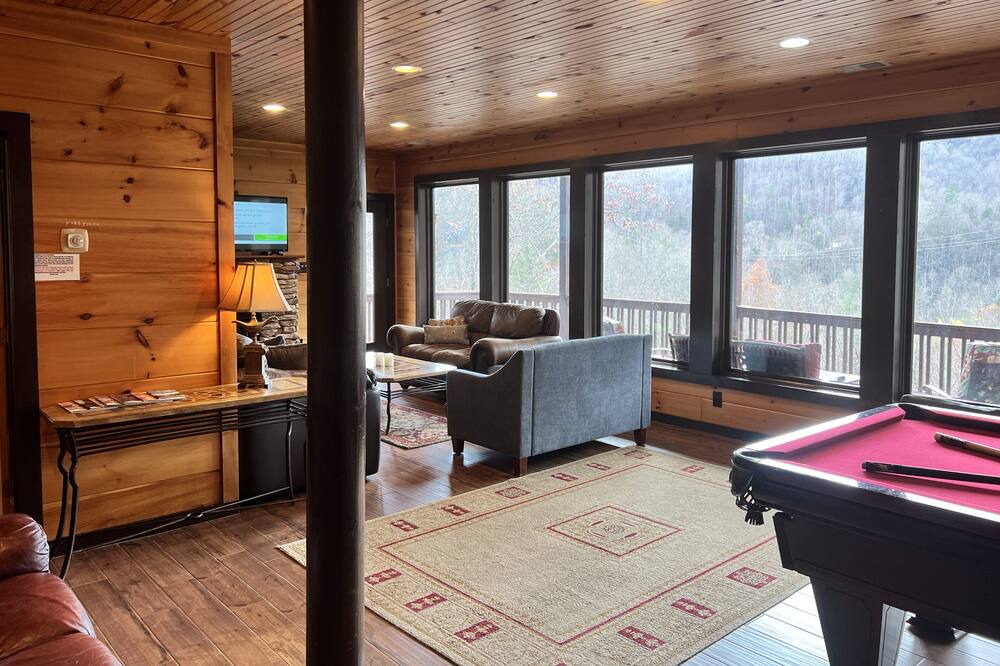 Photo of Bedroom in Butler