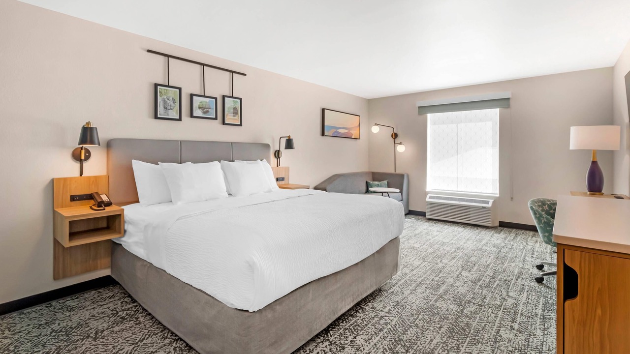 Photo of Bedroom in Ashland City