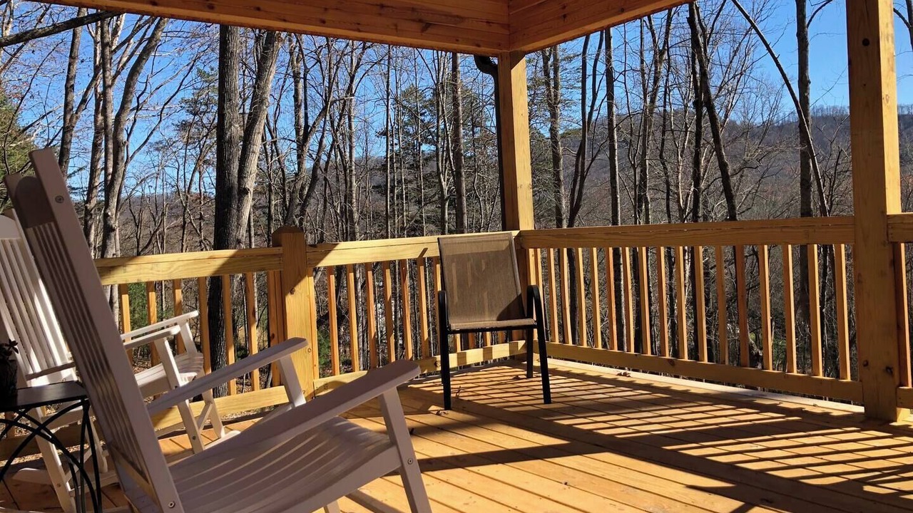 Photo of Patio Balcony in Candler