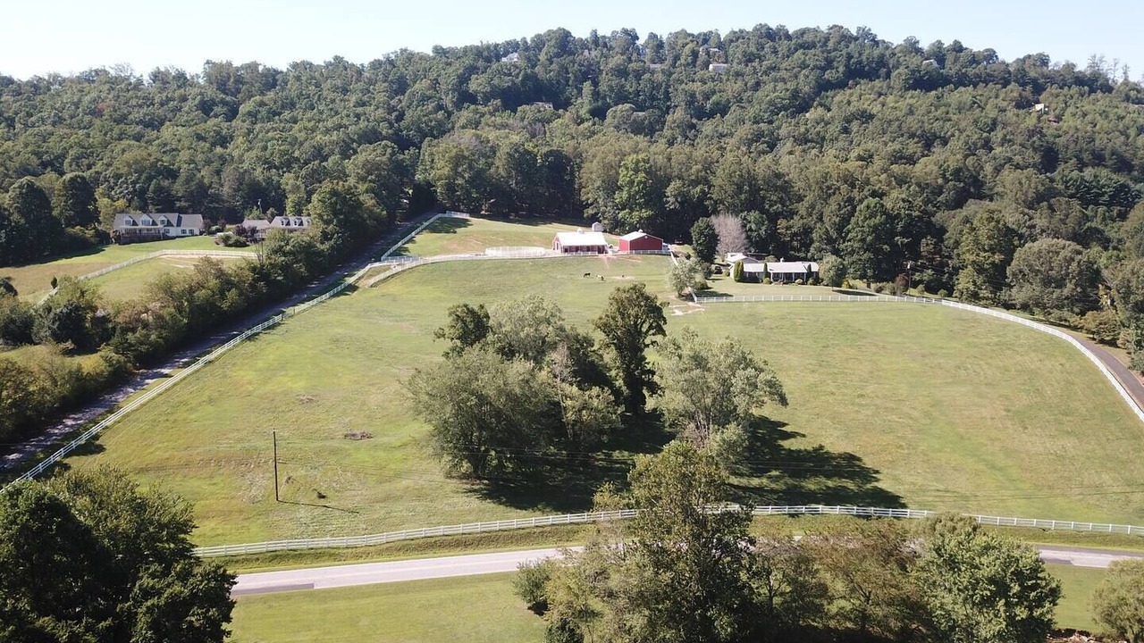 Photo of Outdoor in Candler