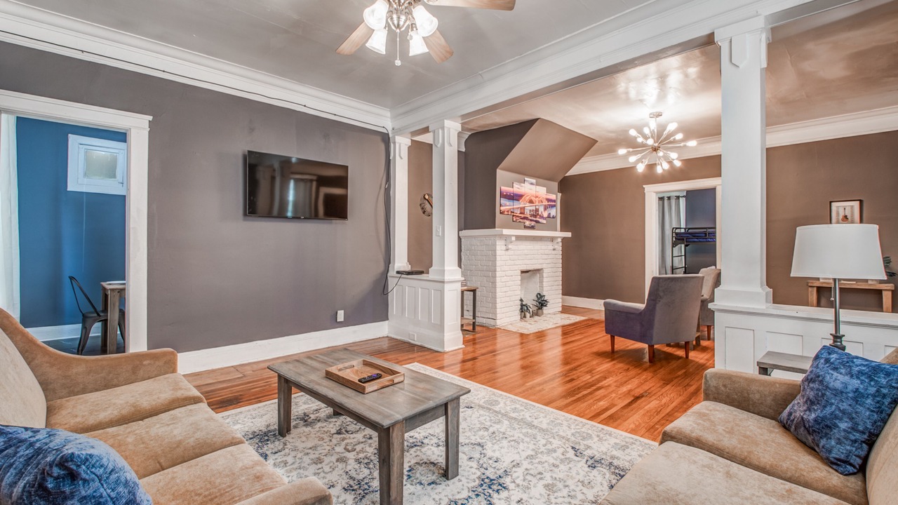Photo of Livingroom in Memphis