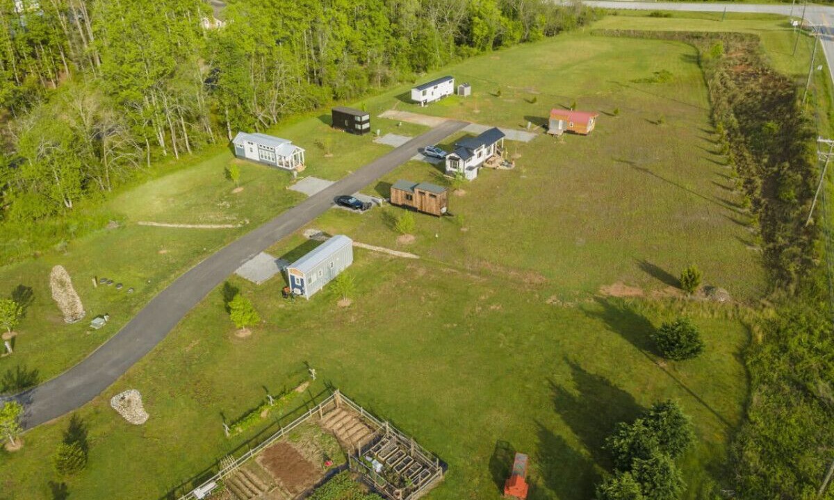 Photo of Outdoor in Mills River
