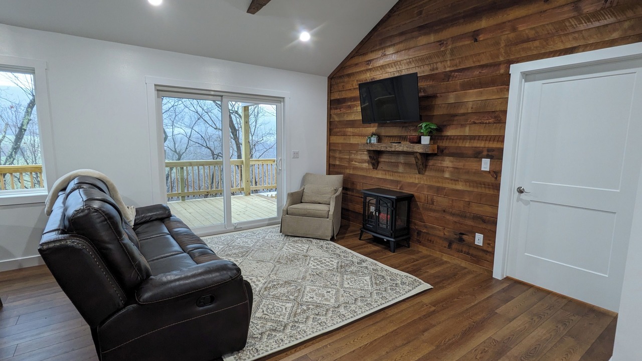 Photo of Livingroom in Goldbond
