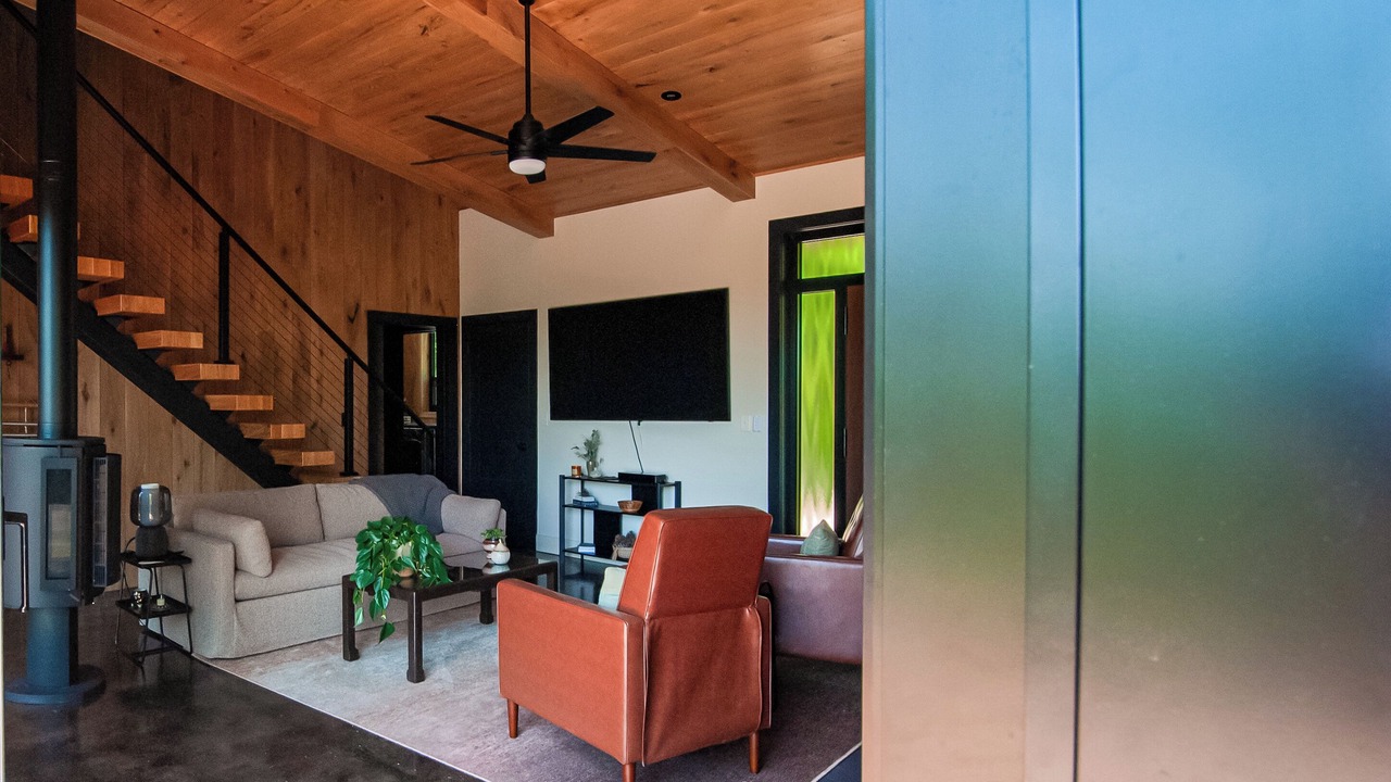 Photo of Livingroom in Brevard