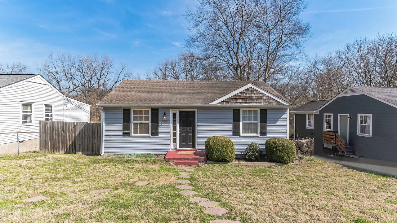 Photo of Outdoor in Shelby Hills