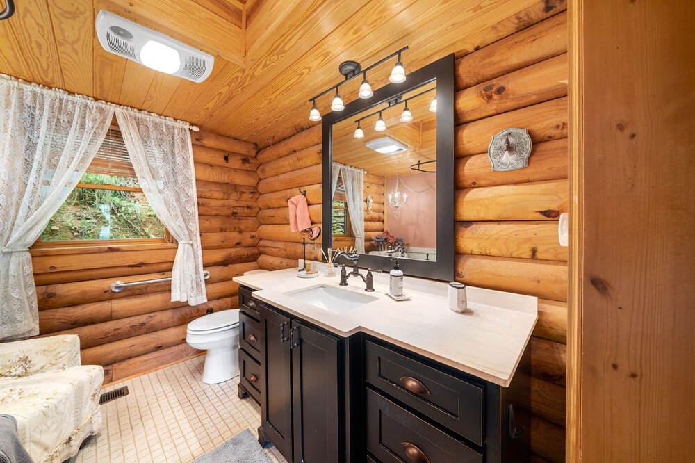 Photo of Bathroom in Stecoah