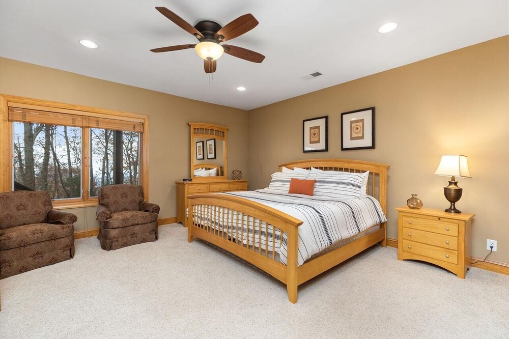 Photo of Bedroom in Chestnut Springs