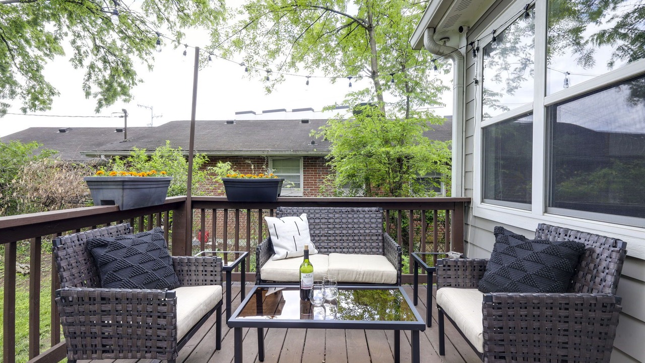 Photo of Outdoor in Cleveland Park