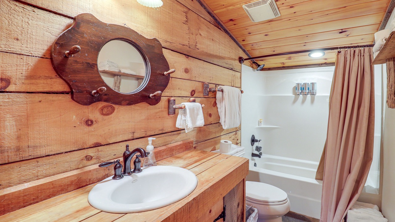 Photo of Bathroom in Butler