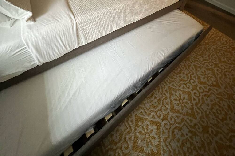 Photo of Bedroom in Springboro