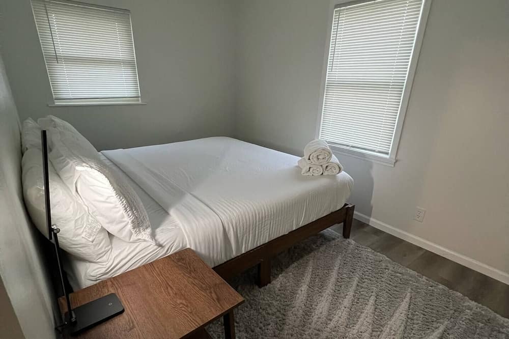 Photo of Bedroom in Springboro